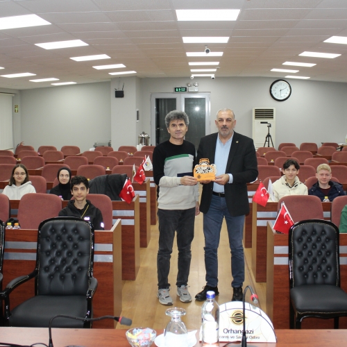 Orhangazi Kent Konseyi Gençlik Topluluğu Odamızı Ziyaret etti