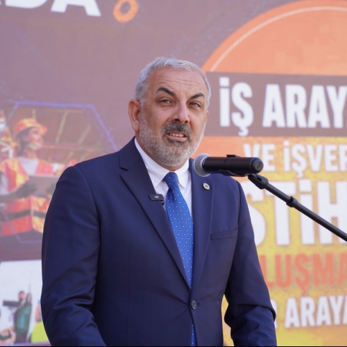 4.İstihdam Buluşmalarına Yoğun İlgi
